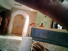 Schönes Schwanzlutschen blondes Mädchen mit großen full hd sexfilme Titten wird hart auf einer Couch gefickt